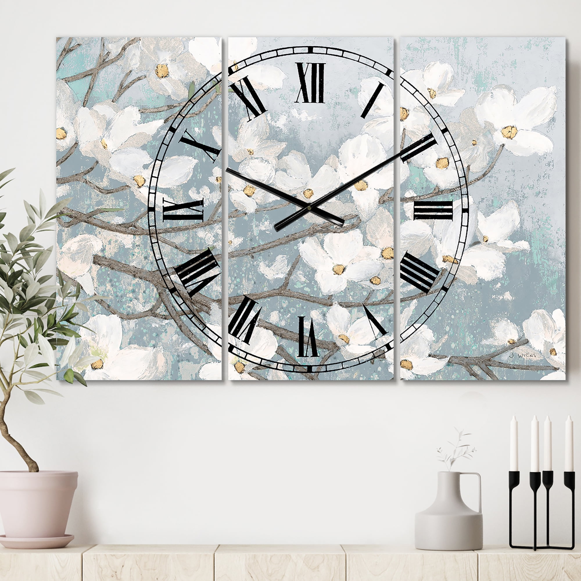 Designart 'Blue on Grey Blossoms' Traditional Wall Clock
