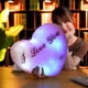 thumbnail image 1 of Almohada luminosa en forma de corazón de 35 cm. Regalo romántico para San Valentín, esposa, novia, esposo, almohadas de peluche., 1 of 6