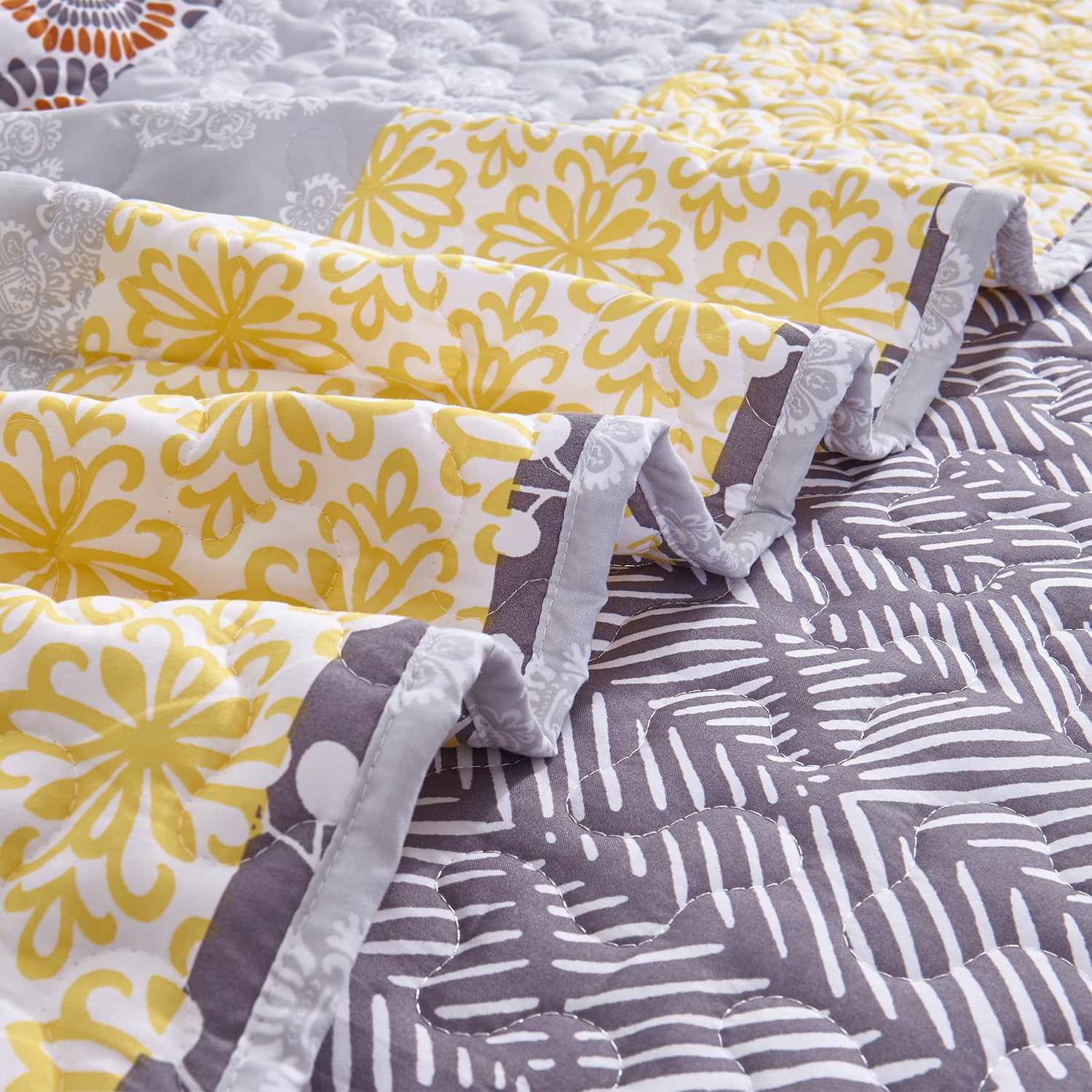 Johnpey Boho 3-Piece Yellow Botanical Quilt Bedding Sets, King