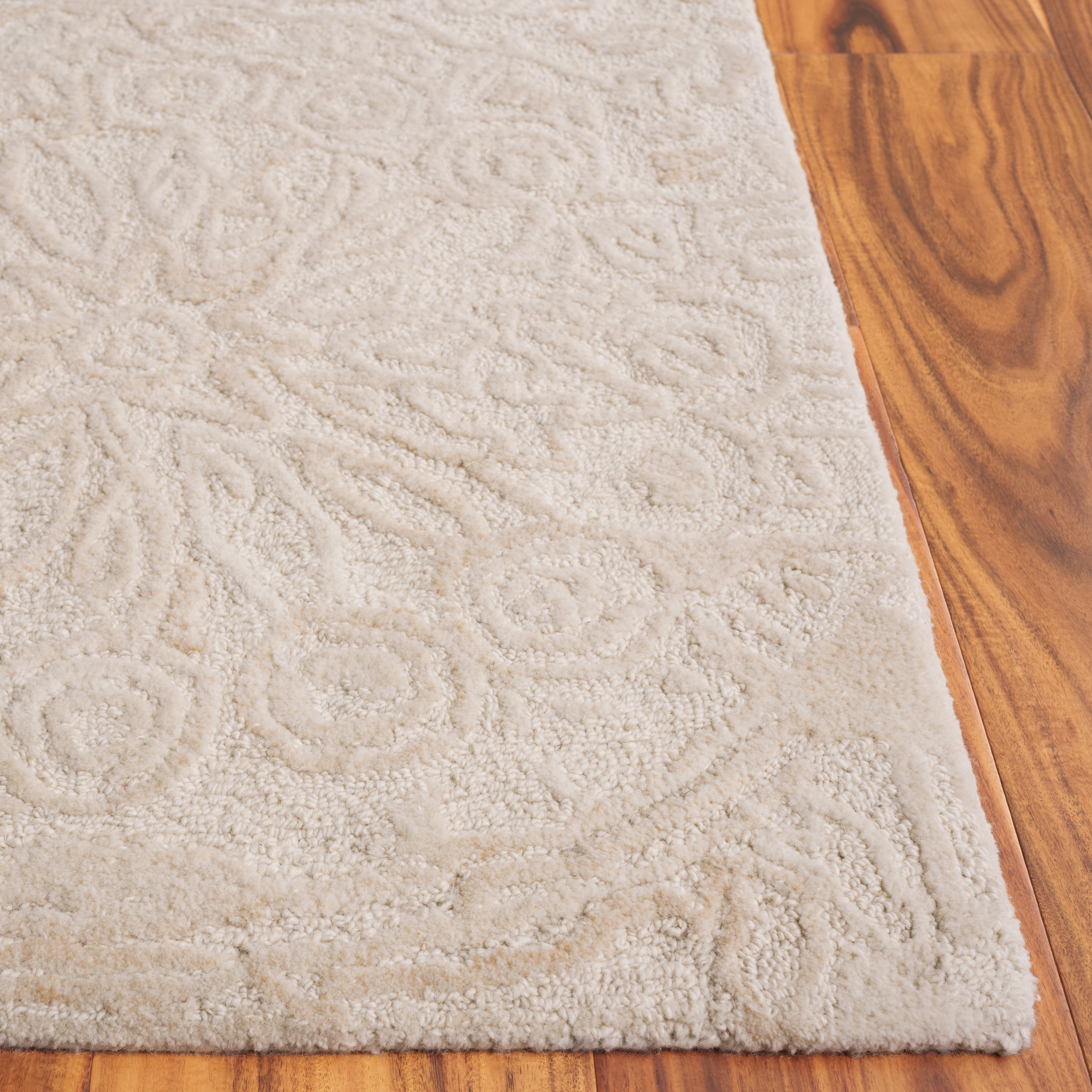 SAFAVIEH Abstract Delaney Floral Area Rug, Beige/Ivory, 6' x 9'