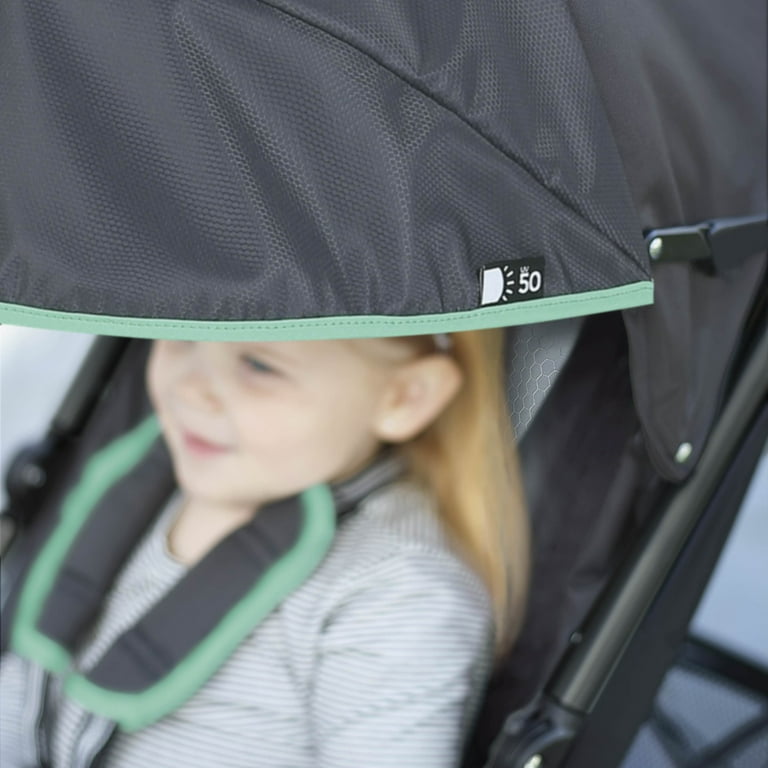 Graco breaze click connect umbrella stroller hotsell