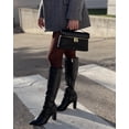 thumbnail image 3 of Bolso JW PEI Thea de piel vegana negra con asa superior para mujer, 3 of 6