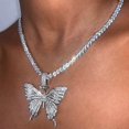 thumbnail image 3 of Collar de mariposa de lujo, hermoso colgante de cristal de circonita cúbica, gargantilla, cadena de mariposa brillante, joyería para mujeres, niñas, regalo, oro-2713, 3 of 5