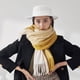 thumbnail image 3 of Bufanda de cachemira para mujer para otoño e invierno: bufandas ligeras para mujer, chales y envolturas grandes y suaves de dos tonos, 3 of 5