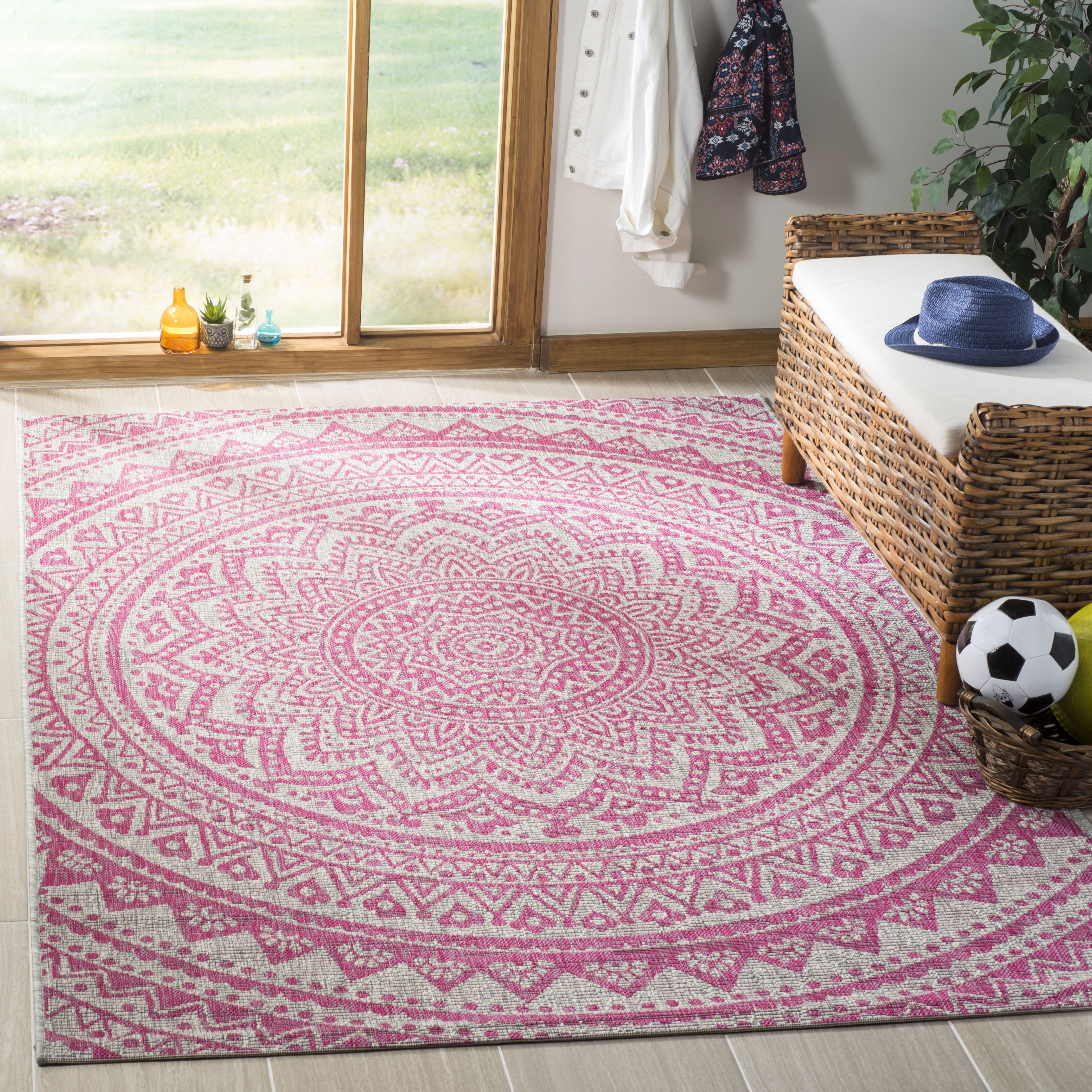 SAFAVIEH Courtyard Josiah Floral Medallion Indoor/Outdoor Area Rug, 6'7" x 9'6", Light Grey/Fuchsia