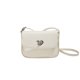 thumbnail image 1 of Bolso de hombro cuadrado pequeño con cerradura en forma de corazón de moda para mujer (blanco), 1 of 8