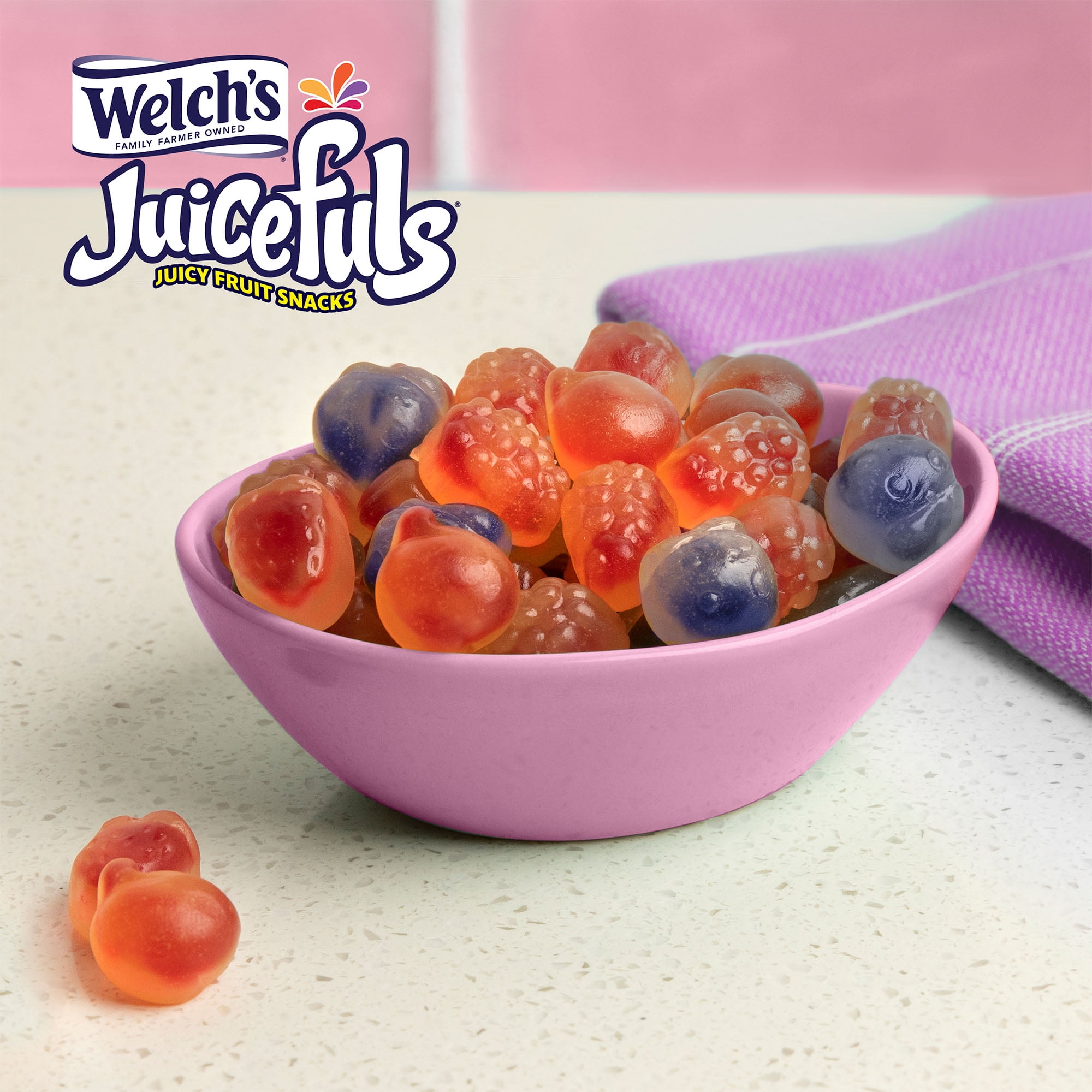 Welch's Fruit Snacks, Berry Blast, 6 Count Snack Box, Gluten Free Snacks, WELCHS 6CT WLCHJFULSBB