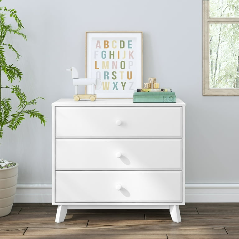 Max & Lily Solid Wood 3 Drawer Dresser, White Max & Lily Solid Wood 3 Drawer Dresser, White