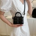 thumbnail image 2 of Bolso de diseño único y textura de influencer, nuevo modelo 2025, bolso de mujer para el verano, versátil y de moda, bandolera mini, bolso de mano pequeño y cuadrado., 2 of 10
