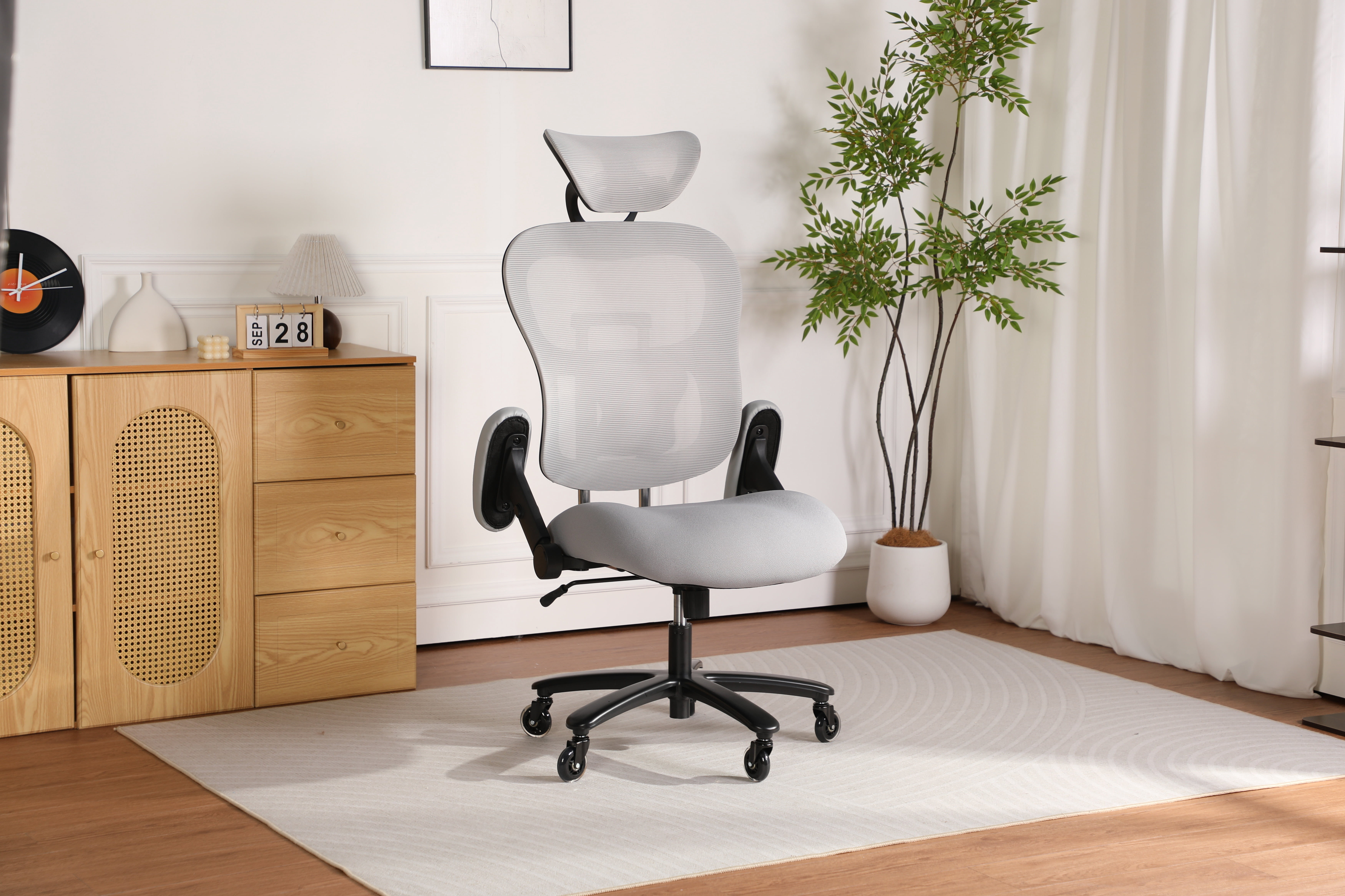 500LBS Big and Tall Office Chair Mesh Breathable, Gaming Chair with Adjustable Backrest Height & Headrest Angle & Adaptive Lumbar Lupport, Executive Computer Desk Chair with 2D Flip-Up Arms, Grey