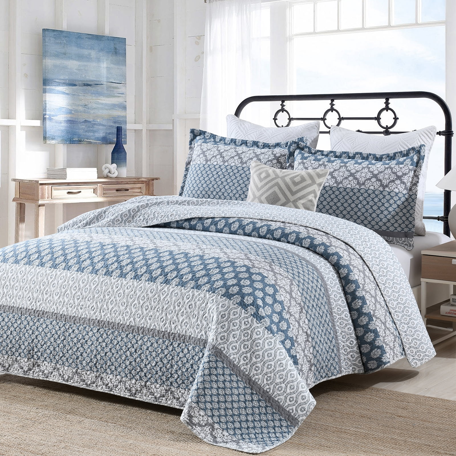 CozyDH 100% Cotton Printed Striped Floral King Quilt Set 3-Pieces, Farmhouse Reversible Lightweight Bedspread with 2 Shams, Blue