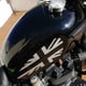 thumbnail image 2 of Adhesivo protector de rodillas para tanque de motocicleta, adhesivo lateral para tanque de motocicleta Plata, 2 of 8