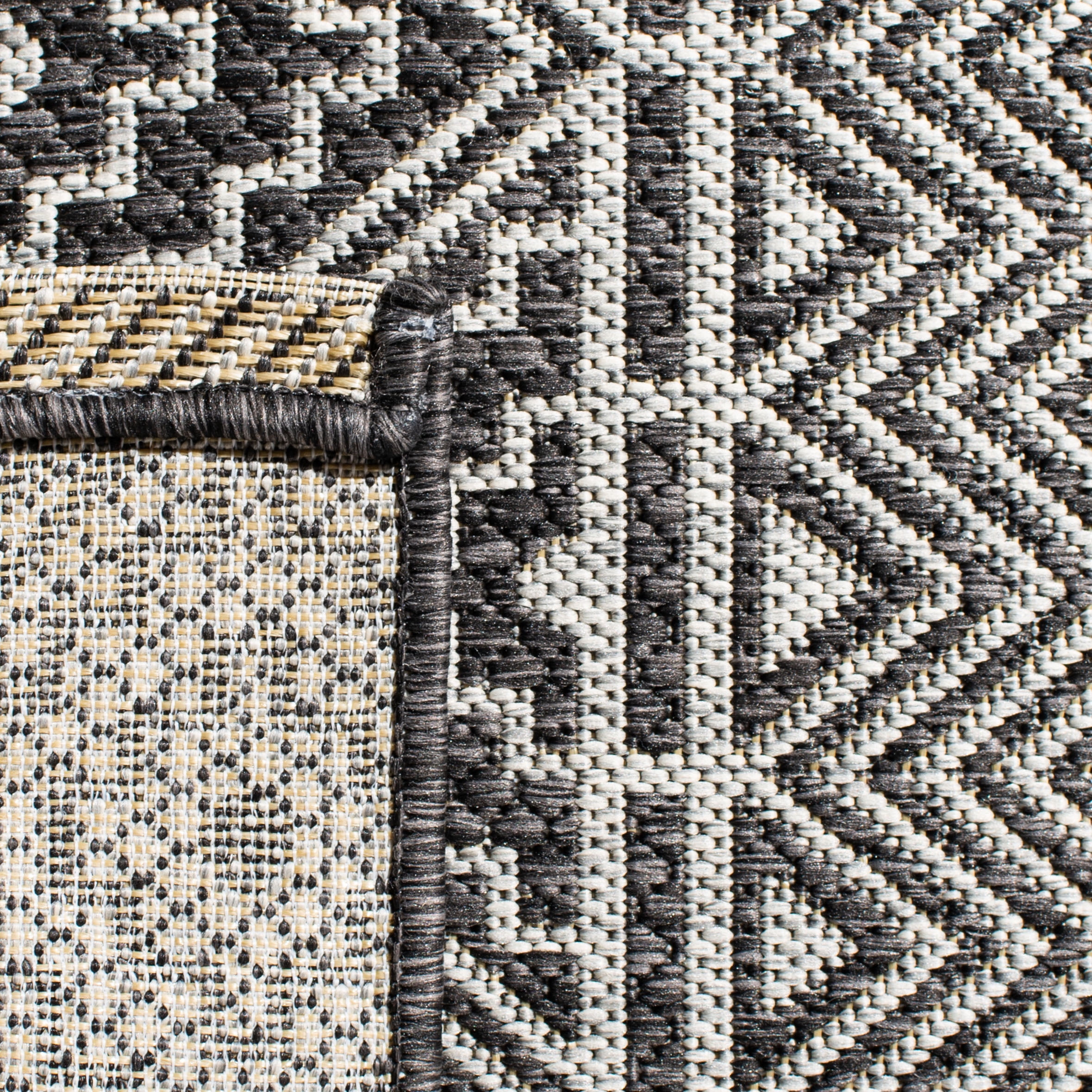SAFAVIEH Courtyard Karen Geometric Indoor/Outdoor Area Rug, Black/Grey, 5'3" x 5'3" Round