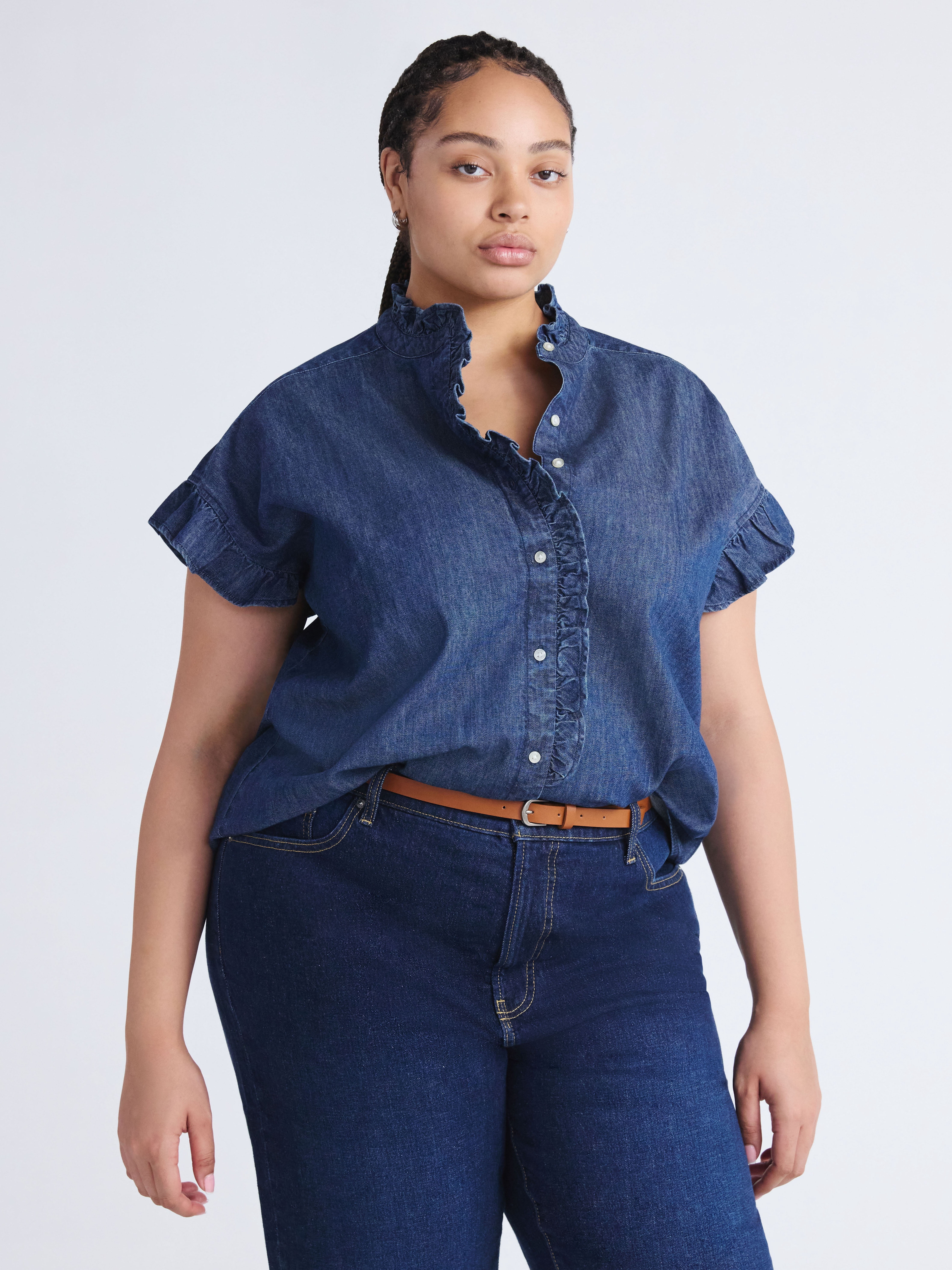 Free Assembly Women's and Women's Plus Ruffle Trim Neck Top with Short Sleeves, Sizes XS-4X