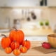 thumbnail image 4 of Patrón 7 Calabazas artificiales blancas para decoración de Halloween y otoño en el jardín, 4 of 8