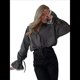 thumbnail image 3 of Camisa de Vestir Tipo Cárdigan de Larga con Cuello en V y Botones para Mujer, Estilo Informal, de Otoño. Gris L, 3 of 9