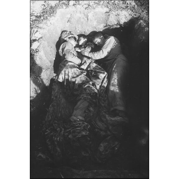 24"x36" Gallery Poster, marines share foxhole with war orphan battle of okinawa