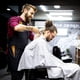 thumbnail image 5 of Capa de peluquería elástica Capa de peluquería profesional Capa de peluquería impermeable y a prueba de manchas Usada para lavar el cabello Cortar el cabello, 5 of 5