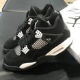 thumbnail image 4 of Nike Air Jordan 4 retro “white thunder”, 4 of 5