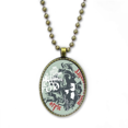 thumbnail image 1 of Graffiti Rue Nouvelle Tendance Design Modèle Collier Chaîne Vintage Perle Pendentif Bijoux Collection, 1 of 3