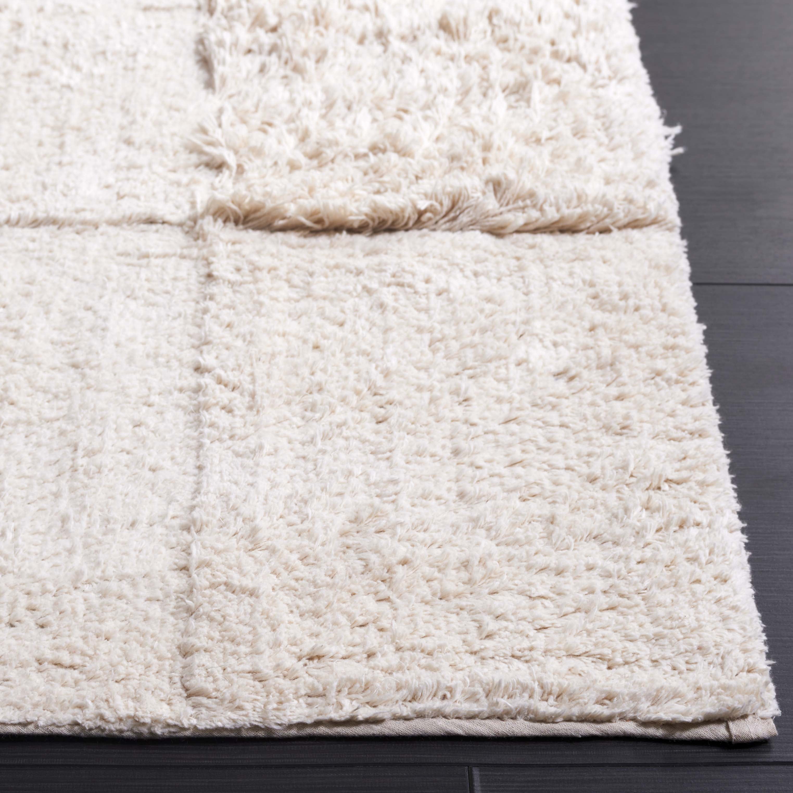 Safavieh Easy Care Crane Geometric Machine Washable Area Rug, Ivory, 3' x 5'