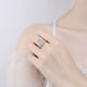 thumbnail image 4 of Anillo de plata S925 Simulación de mesón de moda con personalidad para mujer Propuesta de diamante en forma de anillo de bodas con diamantes mosant, 4 of 5
