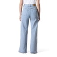 thumbnail image 5 of Levi Strauss Signature Women's and Women's Plus Patch Pocket Loose Wide Leg Jeans, Sizes 2-20, 5 of 8