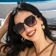 thumbnail image 2 of Lunettes de Cyclisme Anti-Lumière Carrées Mode Camping Randonnée Femmes Grand Cadre Lunettes Colorées Dégradé Extérieur, 2 of 6