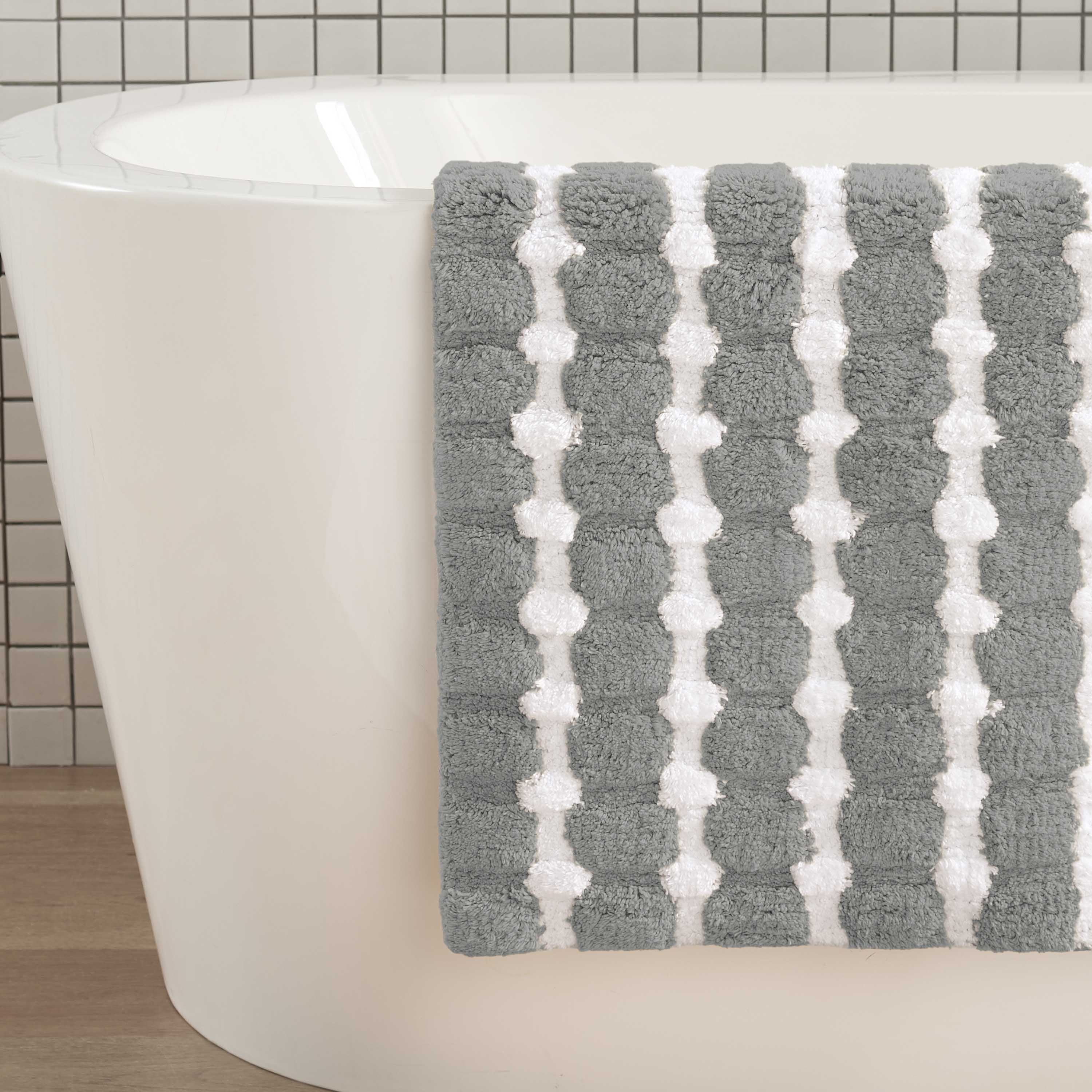 Martex Expression Sculpted Bath Rug, Grey/White