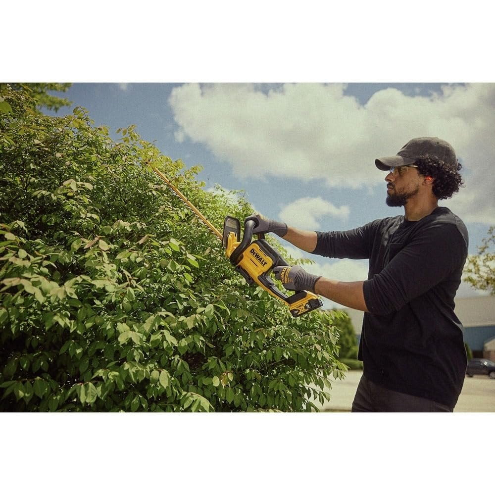 20V MAX 22IN CORDLESS HEDGE TRIMMER (TOOL ONLY)