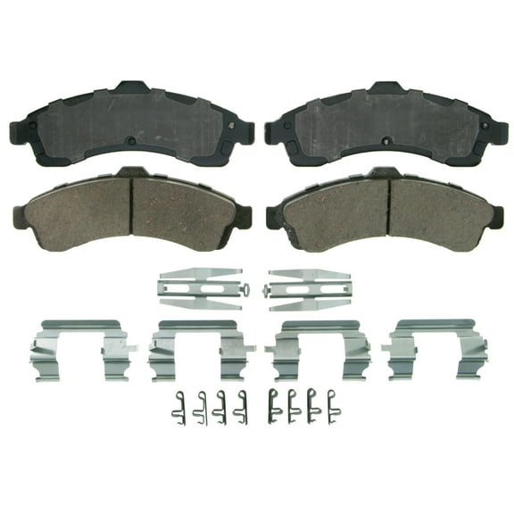 Wagner QuickStop ZD882 Ceramic Disc Brake Pad Set Fits select: 2002-2005 CHEVROLET TRAILBLAZER, 2002-2005 GMC ENVOY