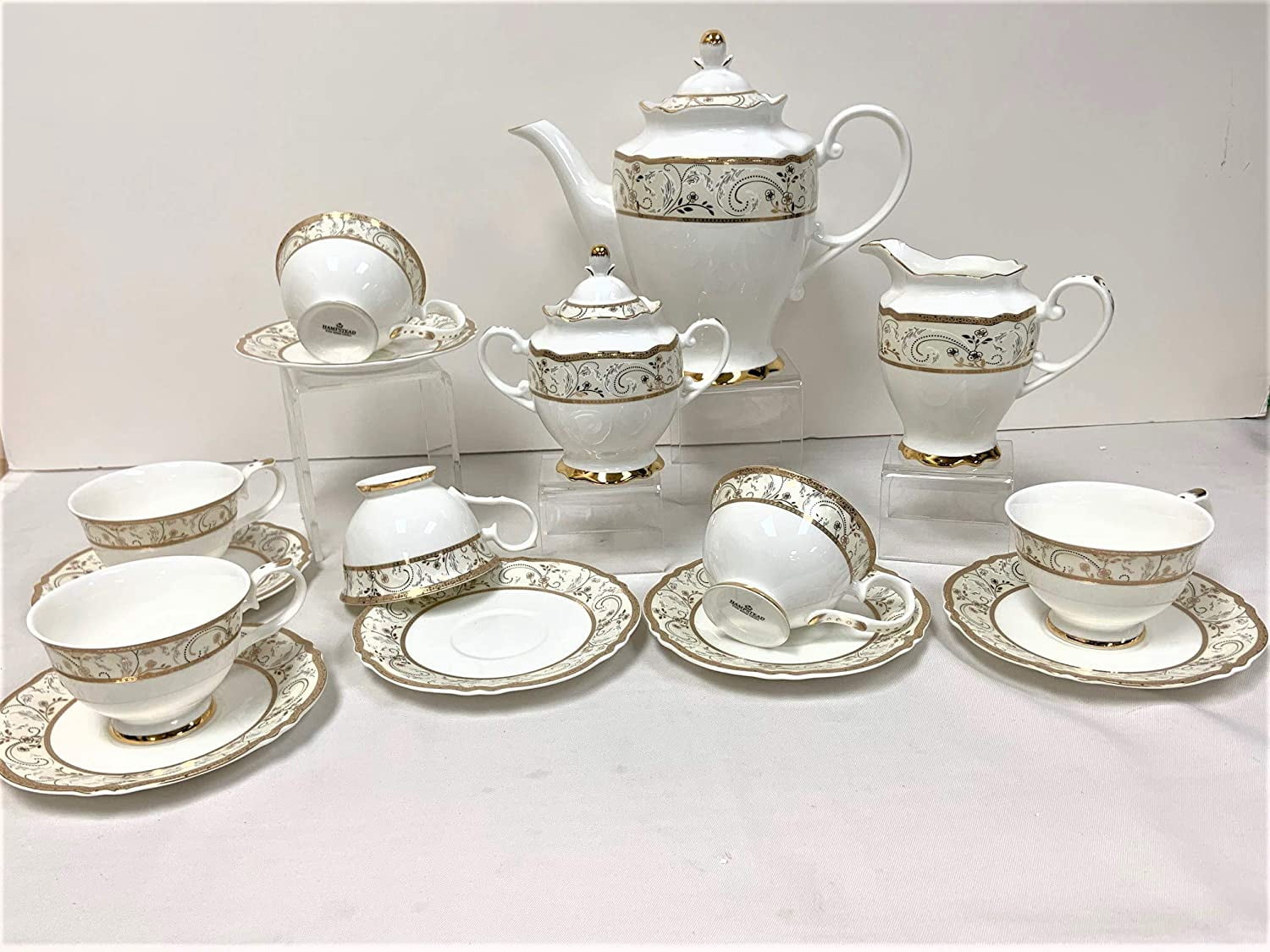 Hampstead Collection Porcelain Golden Designed Tea Set 15 pcs for