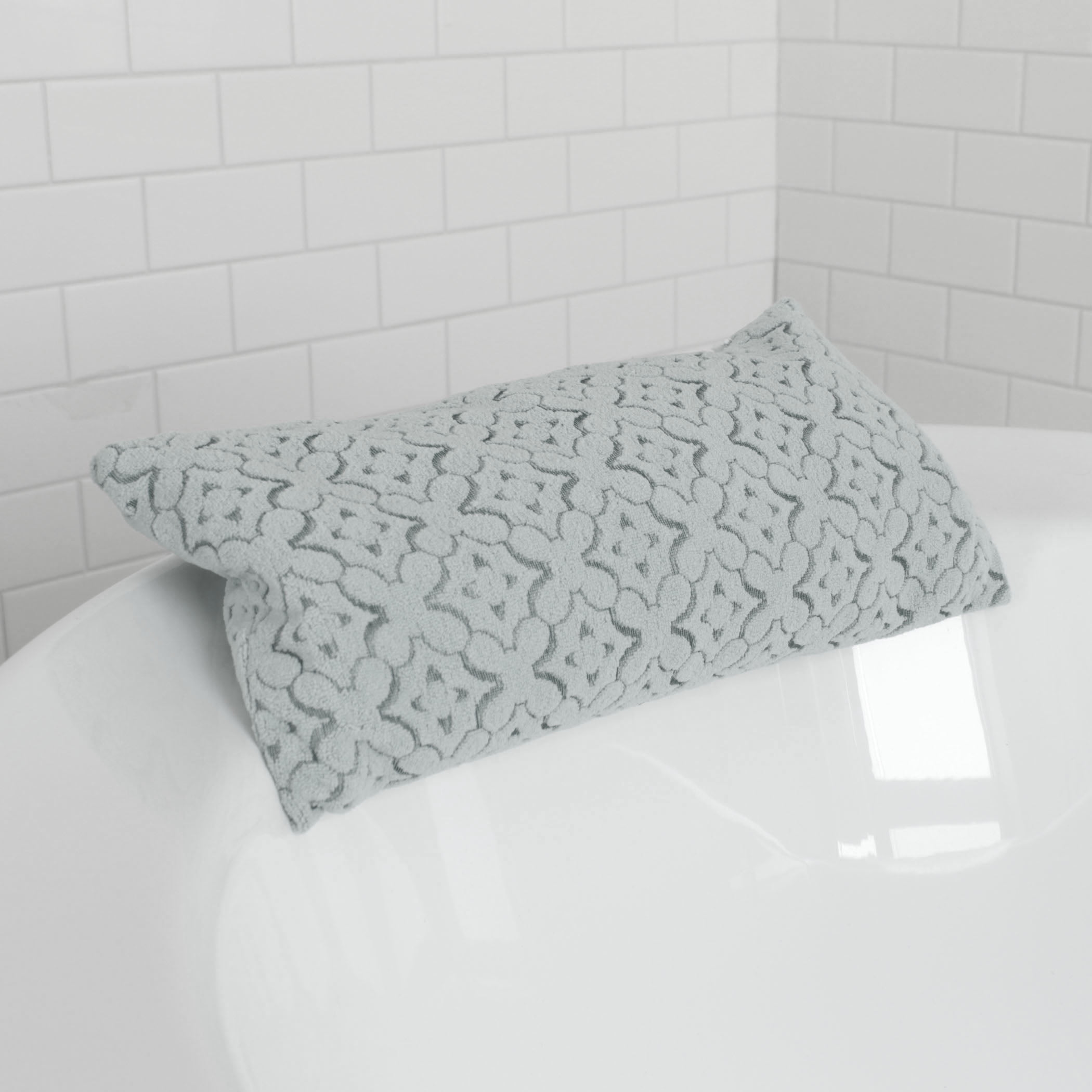 Splash Home Sharuz Beads Non Slip Bath Pillow Luxurious Cushion