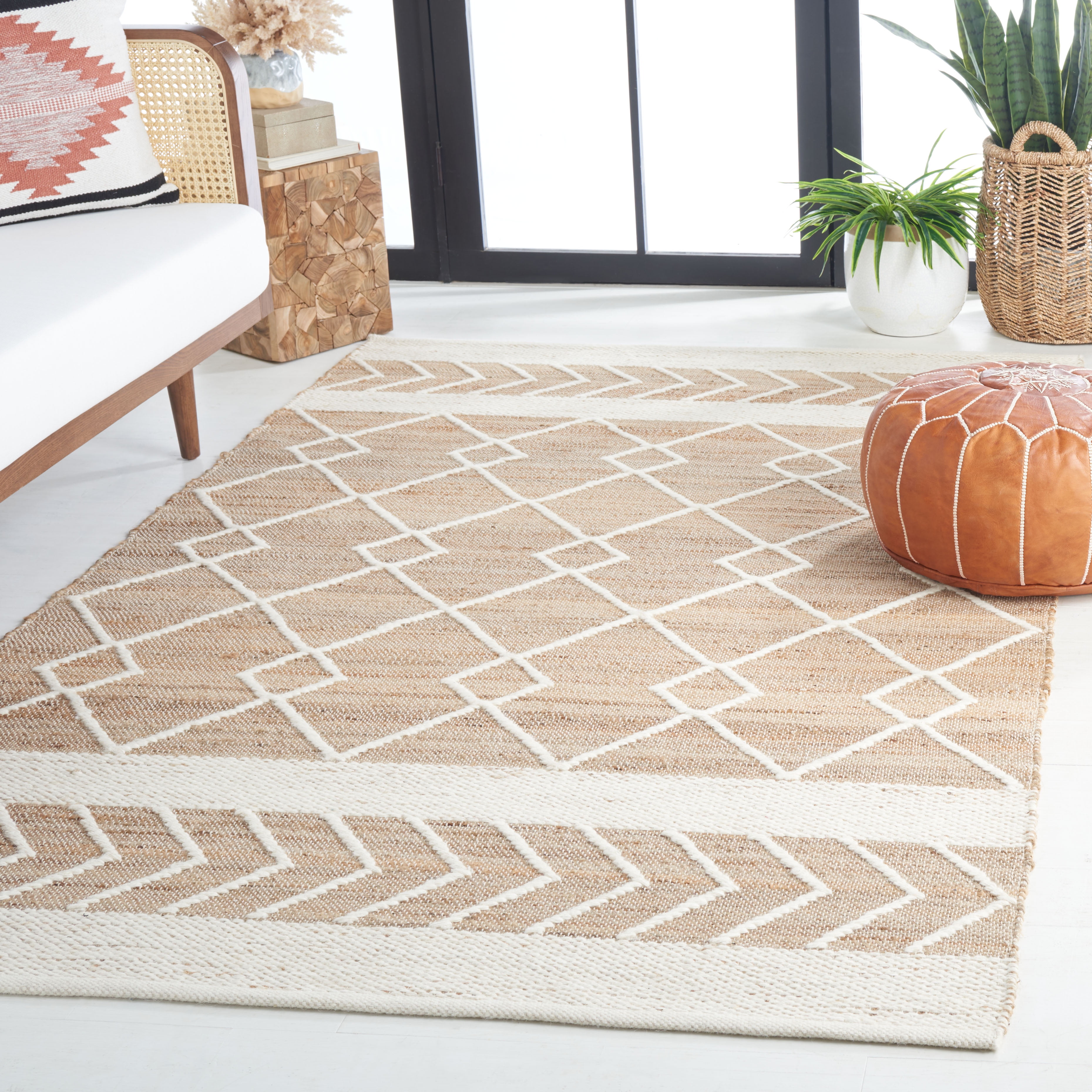 SAFAVIEH Natural Fiber Bernadette Geometric Area Rug, Natural/Ivory, 6' x 9'