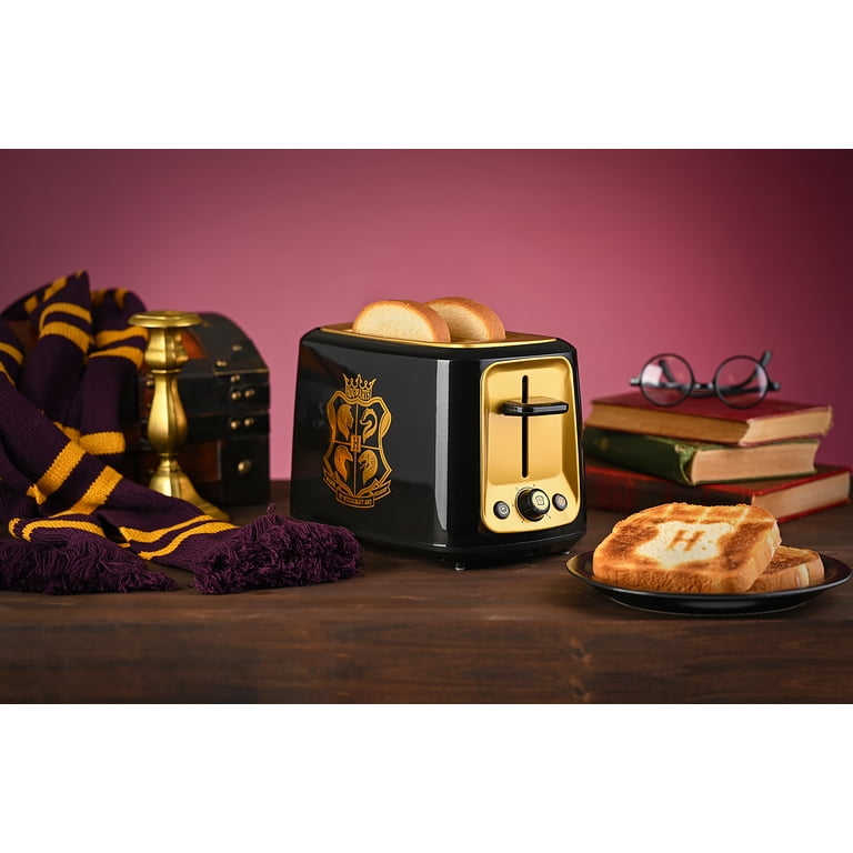 Harry Potter, 2-Slice Toaster, Hogwarts crest imprint, Wide slots