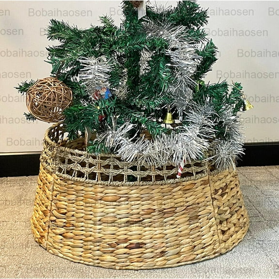XZKING Christmas Tree Collar Woven Rattan Christmas Tree Base Cover Rustic Natural Seagrass and Water Hyacinth Wicker Tree Skirt Collar for Artificial Christmas Tree Xmas Decorations,26 Inches