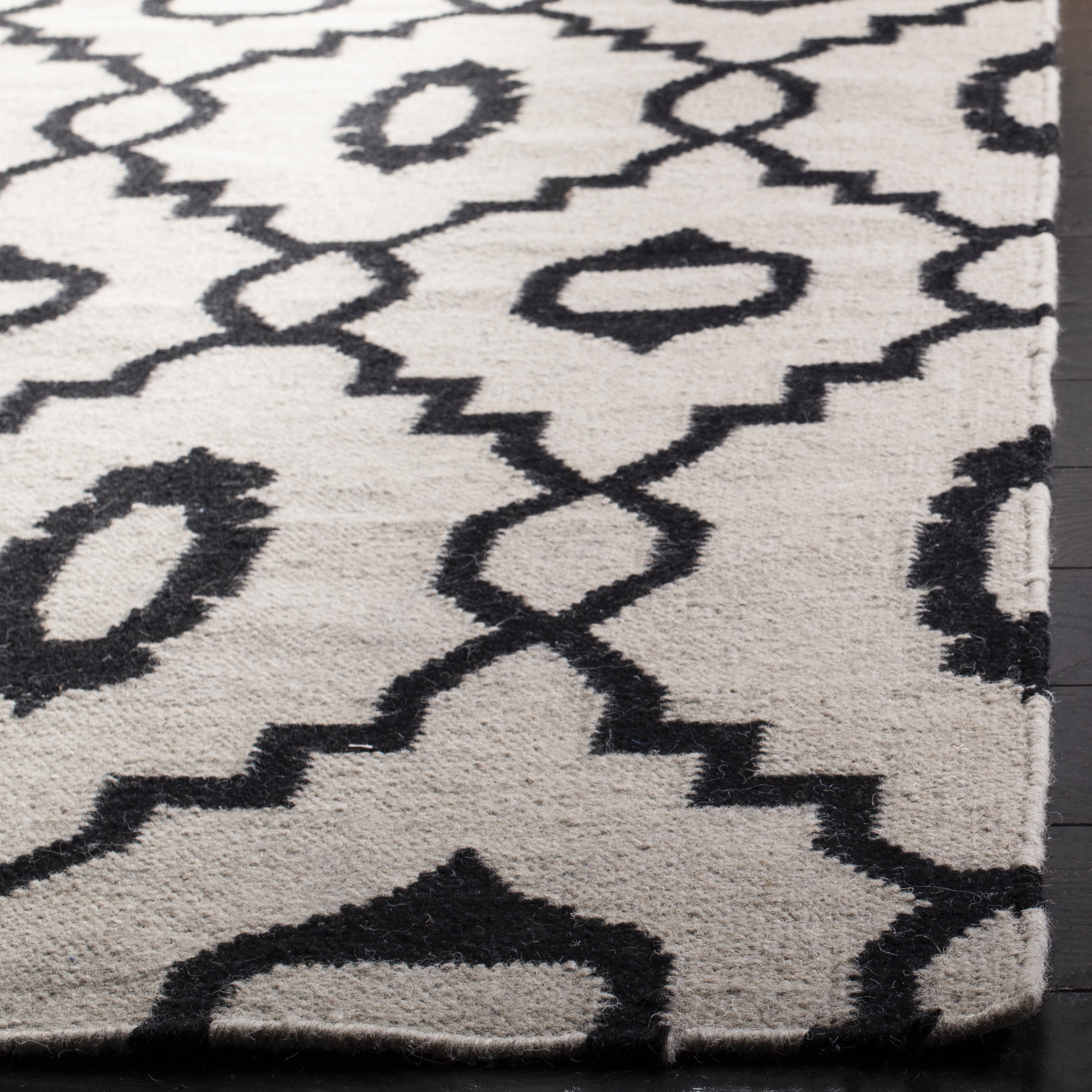 Safavieh Dhurries Guliana Geometric Wool Area Rug, Ivory/Black, 3' x 5'