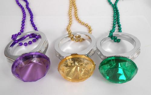 Mardi Gras-Inspired Necklace,Purple Cat/'s Eye /& Green Crystal Necklace,Cat/'s Eye Necklace,Crystal Necklace