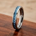 thumbnail image 2 of Metals Jewelry Men's / Women's 4mm Tungsten Carbide Blue Carbon Fiber Inlay Wedding Ring Size 6.5, 2 of 8