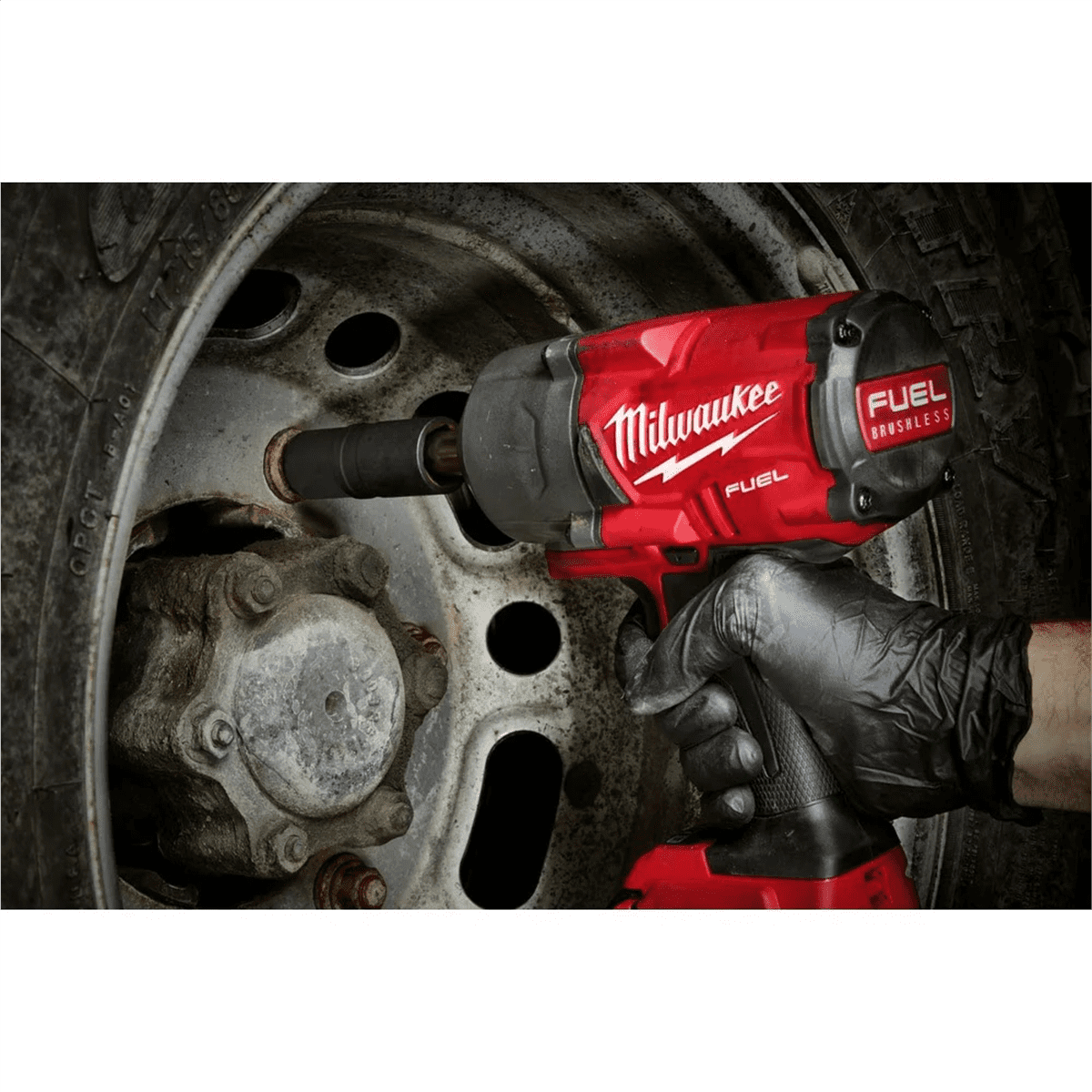 Milwaukee 2769-20 M18 Cordless Controlled Torque 1/2" Impact Wrench
