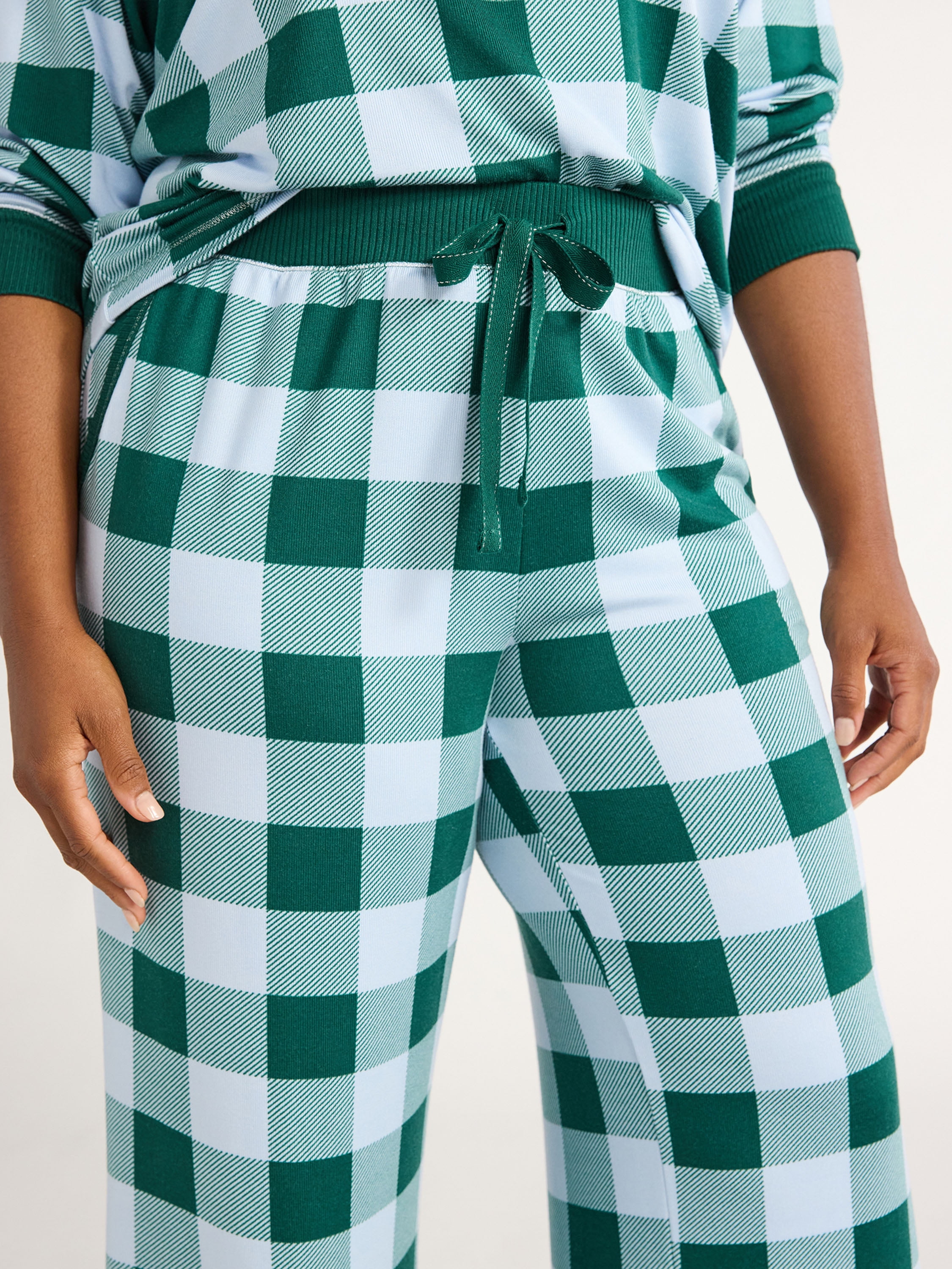 Joyspun Women's Hacci Knit Buffalo Plaid Sleep Pants, 30.5” Inseam, Sizes XS-3X