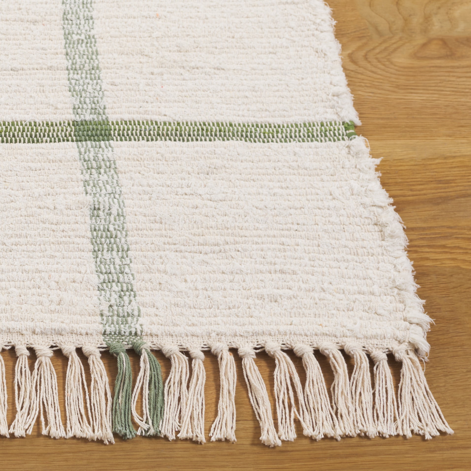 SAFAVIEH Montauk Bevin Checkered Runner Rug, Ivory/Green, 2'3" x 8'