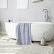 thumbnail image 3 of Toalla de baño de terciopelo con estampado de tiras, grande, absorbente, de secado rápido, para adultos, suave y afelpada, ideal para el hogar, spa y playa. Aestivo | Gris | AESTIVO, 3 of 6
