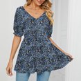 thumbnail image 2 of Camiseta de verano con cuello en V para mujer, cintura elástica, manga corta, estampado floral, dobladillo suelto, 2 of 6