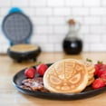thumbnail image 4 of Uncanny Brands Spider Man Electric Mini Waffle Maker, 4 of 8