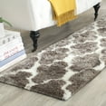 thumbnail image 2 of SAFAVIEH Barcelona Mira Geometric Shag Runner Rug, Silver/Ivory, 2'3" x 8', 2 of 7