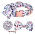 thumbnail image 1 of Accesorios Para Paseo Con Estampado Floral Para Perro Y Gato Color Azul Pastel Tamaño Del Collar Mediano, 1 of 6