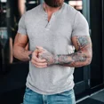 thumbnail image 4 of Playera Henley Casual De Manga Corta Con Botones Para Hombre, 4 of 5