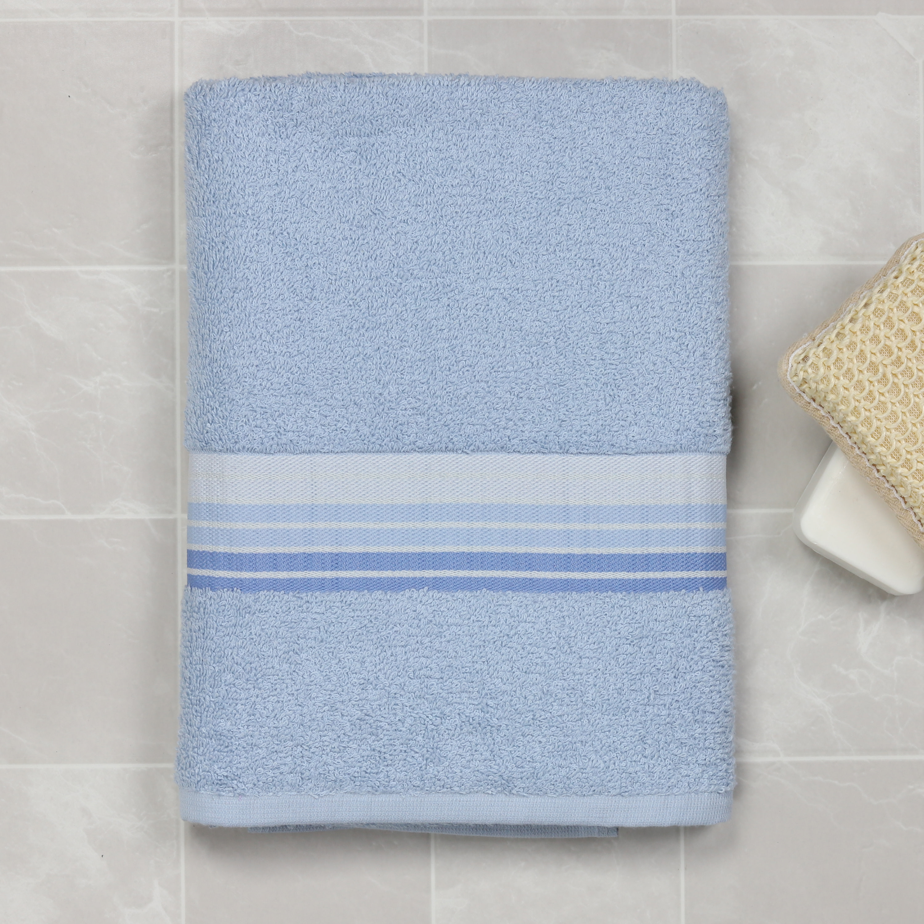 Mainstays Basic Bath Collection Single Bath Towel, Light Blue Ombre