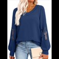 thumbnail image 1 of Blusas de Mujer con Cuello en V, Larga, Encaje, Elegantes, Informales, Modernas, de Gran Tamaño. Azul L, 1 of 7